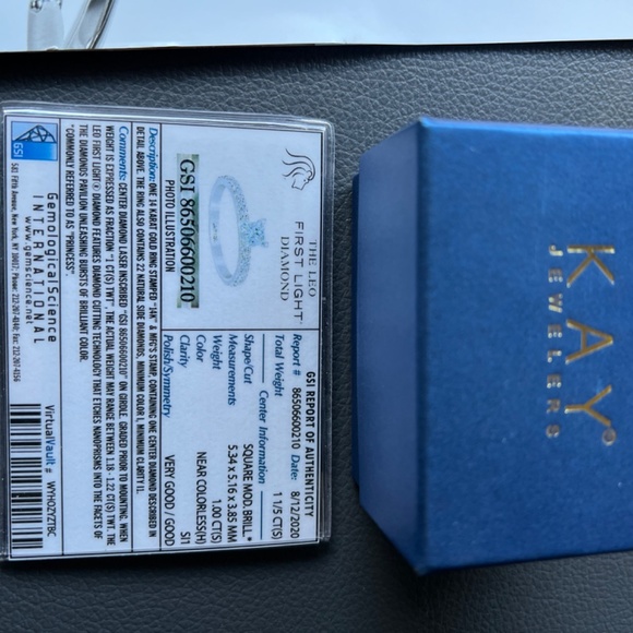 14 karat gold ring - Picture 2 of 2